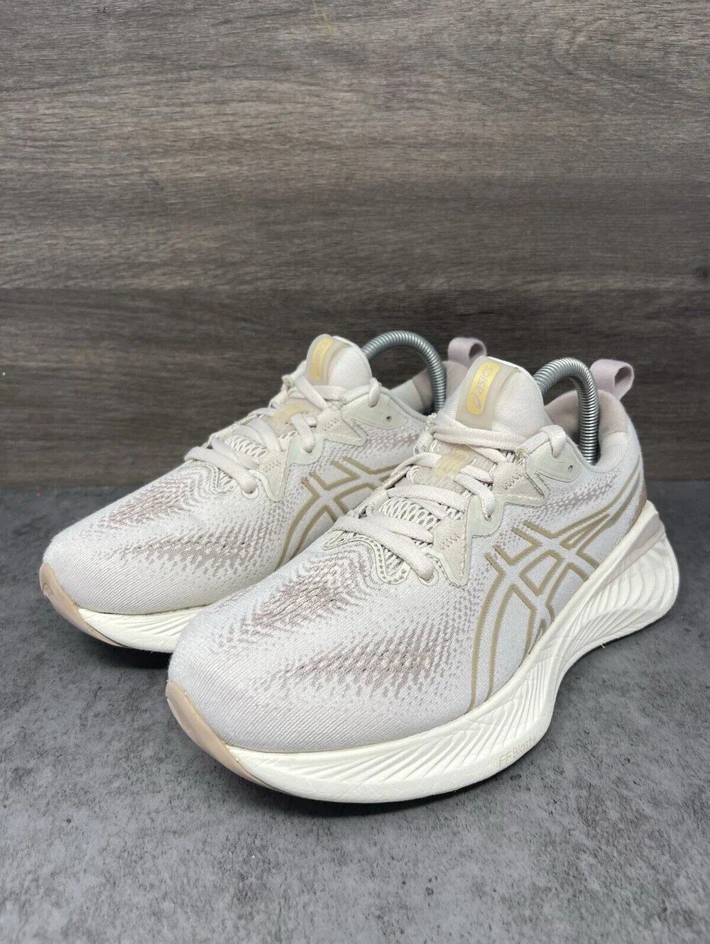 ASICS Gel Nimbus 26 Cream Beige Womens Size 8.5 Running Walking Shoes 1012B441